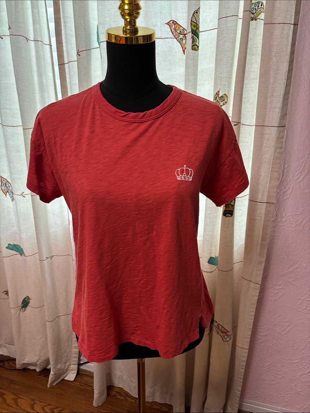 rag & bone Women's Red Short-Sleeve Crewneck Tee with Crown Logo